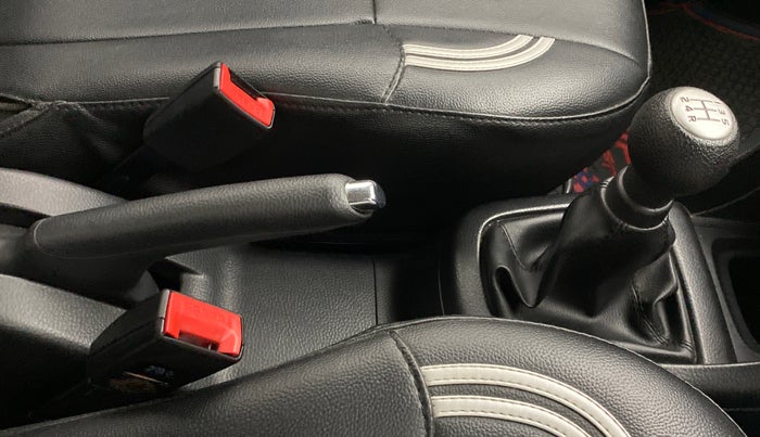 2017 Maruti Swift VXI OPT, Petrol, Manual, 29,644 km, Gear Lever