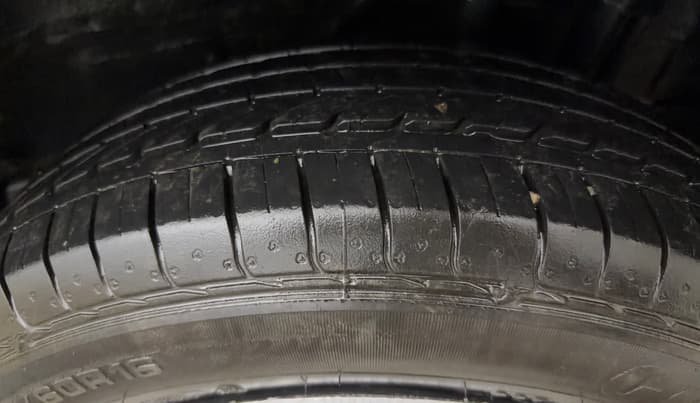 2022 Tata NEXON XM SUNROOF PETROL, Petrol, Manual, 24,073 km, Left Rear Tyre Tread