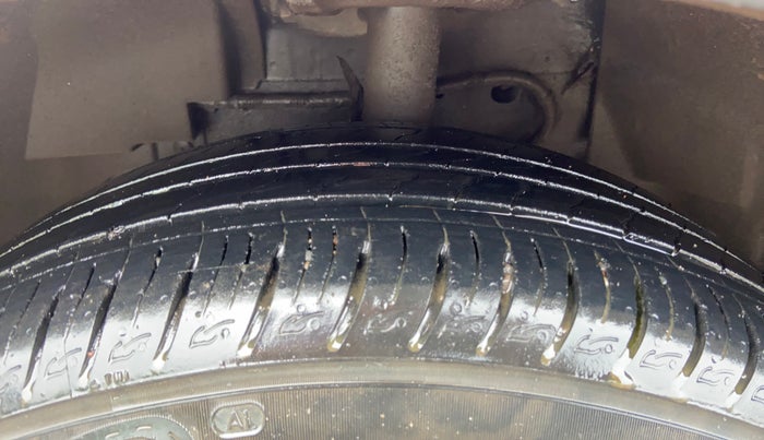 2018 Tata NEXON XZA PLUS PETROL, Petrol, Automatic, 69,745 km, Left Front Tyre Tread