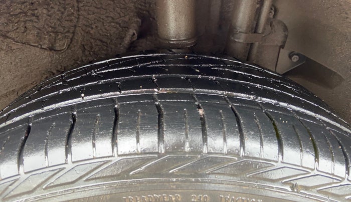 2018 Tata NEXON XZA PLUS PETROL, Petrol, Automatic, 69,745 km, Left Rear Tyre Tread