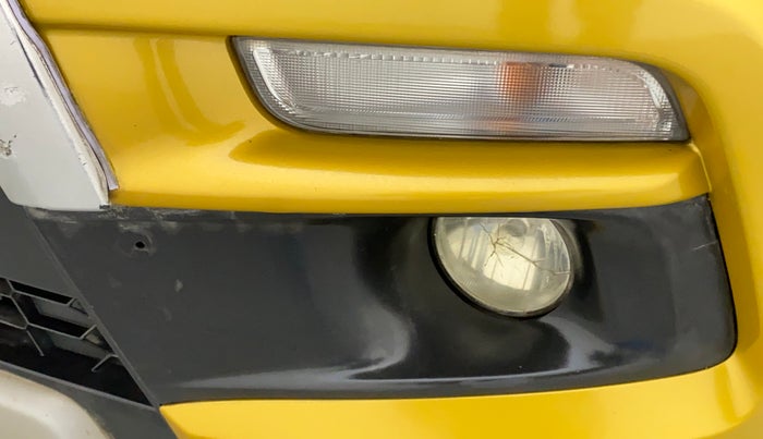 2016 Maruti Vitara Brezza ZDI PLUS DUAL TONE, Diesel, Manual, 79,493 km, Left fog light - Minor damage