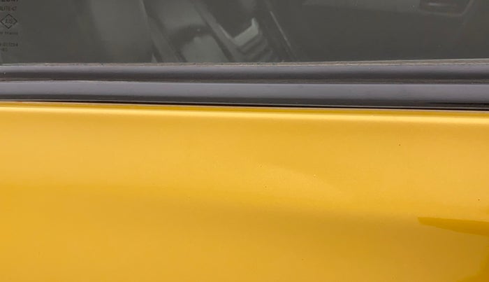 2016 Maruti Vitara Brezza ZDI PLUS DUAL TONE, Diesel, Manual, 79,493 km, Right rear door - Slightly dented
