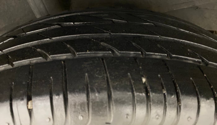 2018 Toyota YARIS V CVT, Petrol, Automatic, 23,280 km, Right Rear Tyre Tread