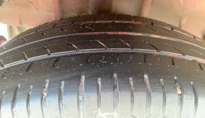2018 Tata TIGOR XT PETROL, Petrol, Manual, 1,00,869 km, Right Rear Tyre Tread