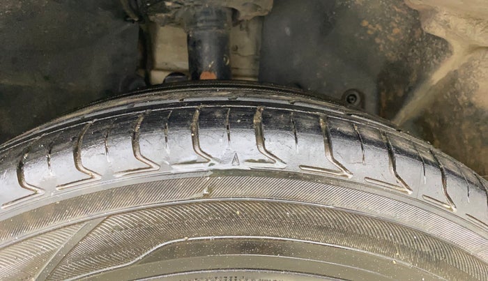 2013 Ford Ecosport TITANIUM 1.5L DIESEL, Diesel, Manual, 70,872 km, Right Front Tyre Tread