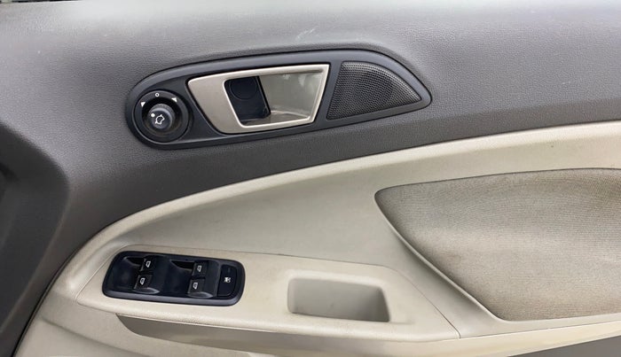 2013 Ford Ecosport TITANIUM 1.5L DIESEL, Diesel, Manual, 70,872 km, Driver Side Door Panels Control