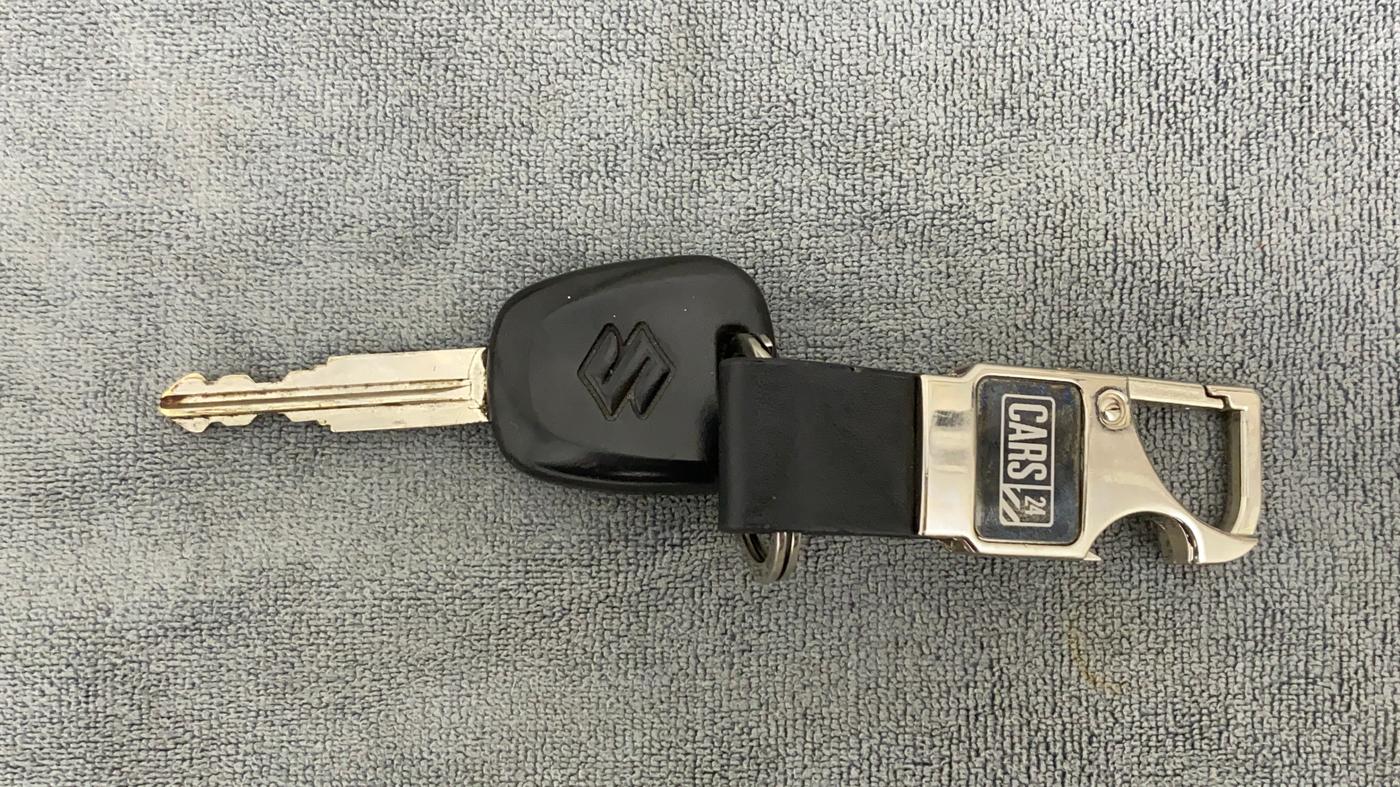 2015 Maruti Alto K10 LXI CNG, CNG, Manual, 47,689 km, Key Close Up