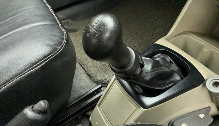 2015 Maruti Alto K10 LXI CNG, CNG, Manual, 47,689 km, Gear lever - Boot cover slightly torn