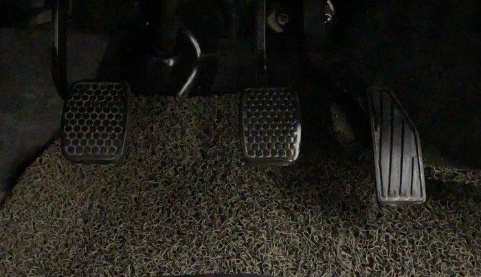 2015 Maruti Alto K10 LXI CNG, CNG, Manual, 47,689 km, Pedals