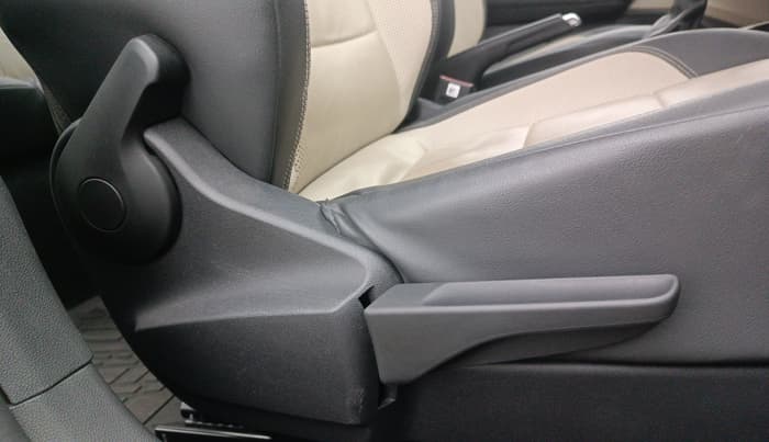 2022 Skoda SLAVIA STYLE 1.5L TSI DSG, Petrol, Automatic, 28,202 km, Driver Side Adjustment Panel