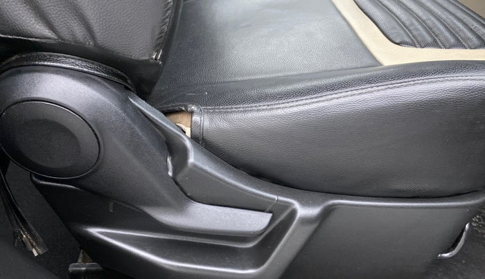 2020 Maruti New Wagon-R VXI 1.0, Petrol, Manual, 16,258 km, Driver Side Adjustment Panel