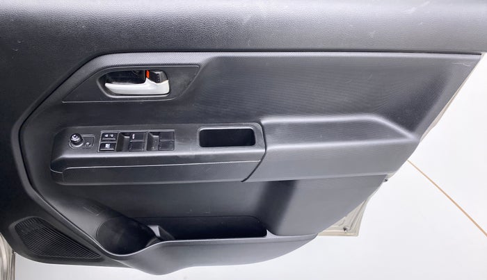 2020 Maruti New Wagon-R VXI 1.0, Petrol, Manual, 16,258 km, Driver Side Door Panels Control