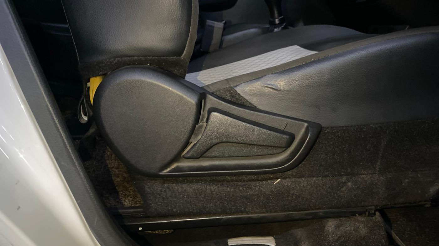 2023 Maruti Alto K10 VXI, Petrol, Manual, 74,636 km, Driver Side Adjustment Panel