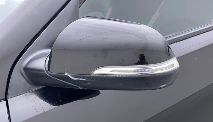 2016 Hyundai Creta E PLUS 1.6 PETROL, Petrol, Manual, 95,667 km, Left rear-view mirror - Indicator light has minor damage