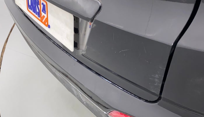 2016 Hyundai Creta E PLUS 1.6 PETROL, Petrol, Manual, 95,667 km, Dicky (Boot door) - Minor scratches