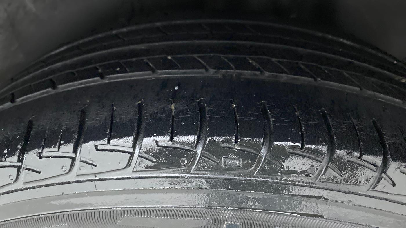 2013 Volkswagen Polo HIGHLINE1.2L PETROL, Petrol, Manual, 83,063 km, Left Rear Tyre Tread