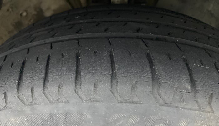 2013 Volkswagen Polo HIGHLINE1.2L PETROL, Petrol, Manual, 83,063 km, Right Front Tyre Tread