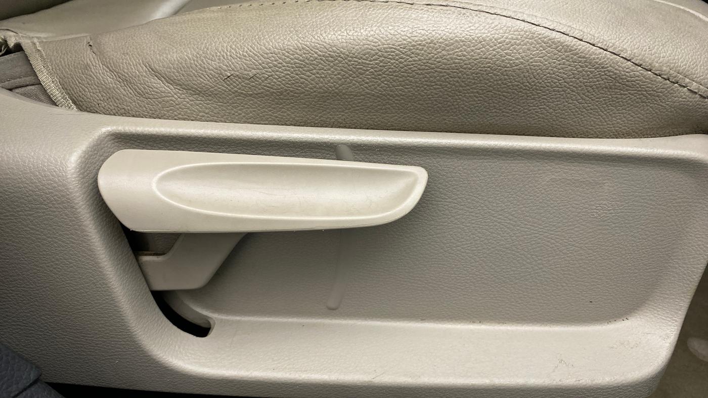 2013 Volkswagen Polo HIGHLINE1.2L PETROL, Petrol, Manual, 83,063 km, Driver Side Adjustment Panel