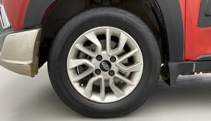 2016 Mahindra Kuv100 K8 D 6 STR, Diesel, Manual, 52,369 km, Left Front Wheel