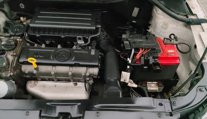 2017 Skoda Rapid AMBITION 1.6 MPI MT, Petrol, Manual, 43,118 km, Engine View - Left