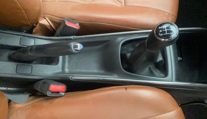 2020 Toyota Glanza G, Petrol, Manual, 69,703 km, Gear Lever