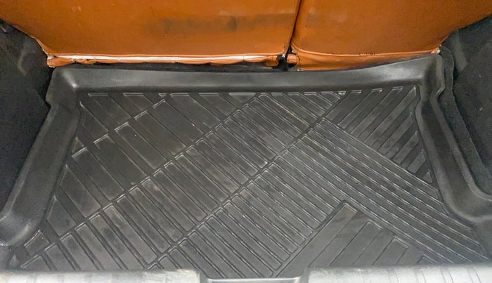 2020 Toyota Glanza G, Petrol, Manual, 69,703 km, Boot Inside