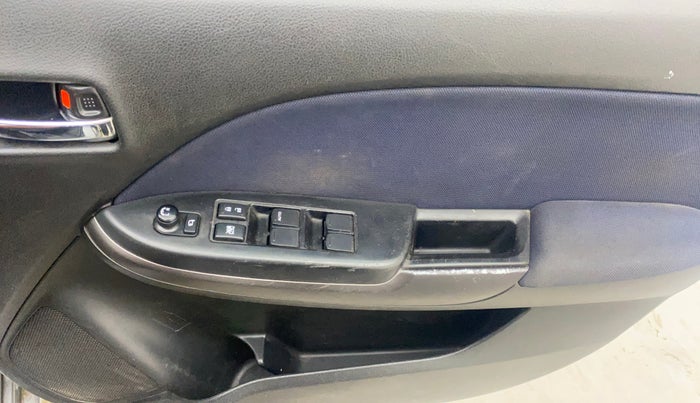 2020 Toyota Glanza G, Petrol, Manual, 69,703 km, Driver Side Door Panels Control