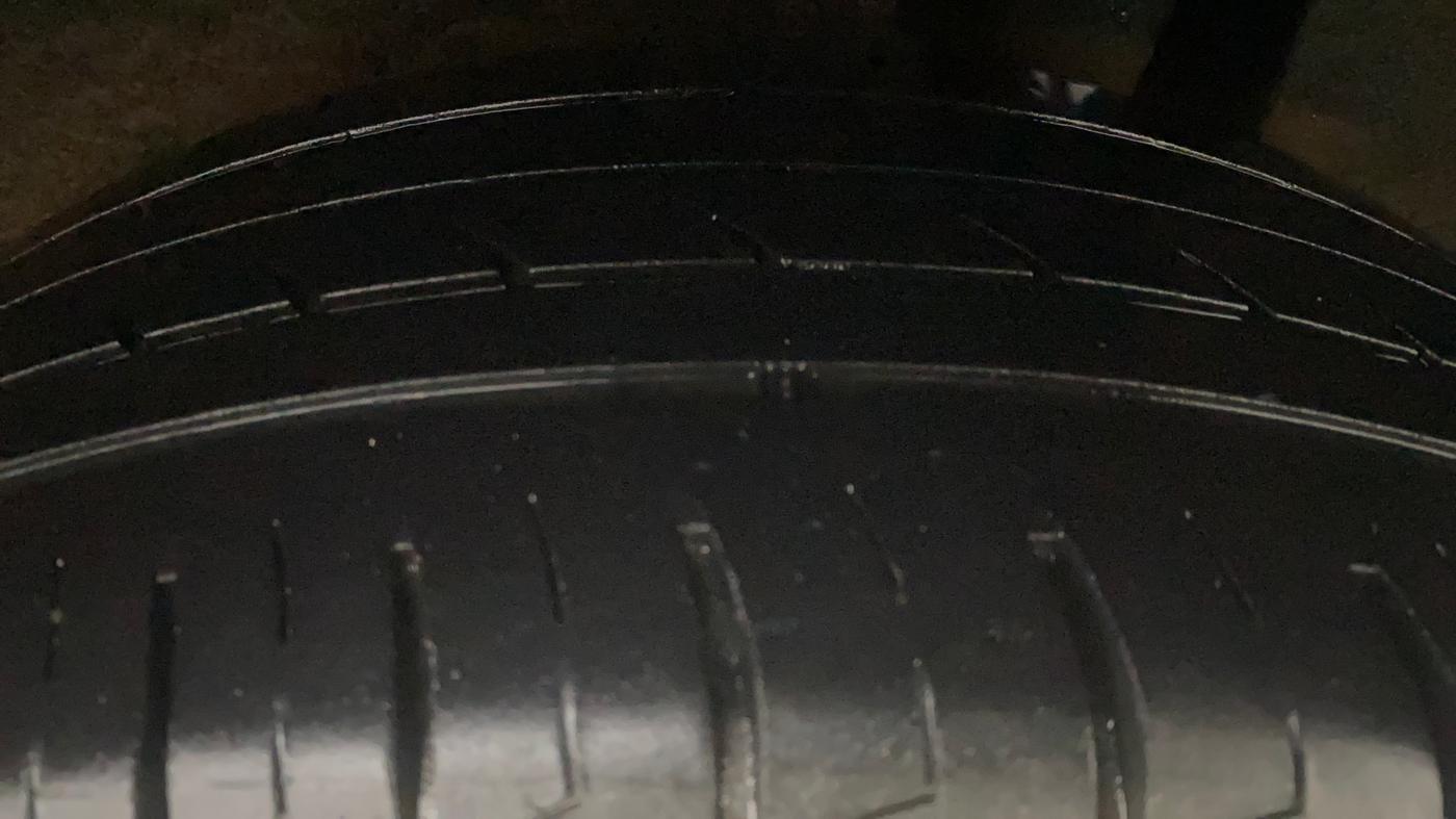 2020 Toyota Glanza G, Petrol, Manual, 70,551 km, Left Rear Tyre Tread