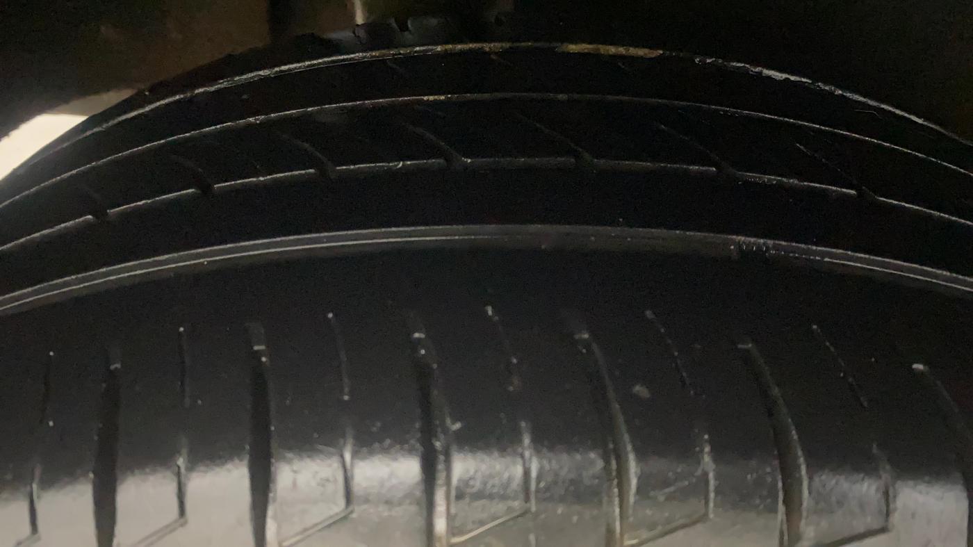 2020 Toyota Glanza G, Petrol, Manual, 70,551 km, Right Rear Tyre Tread