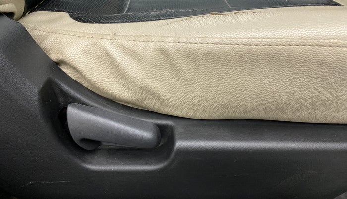 2018 Maruti Wagon R 1.0 VXI AMT, Petrol, Automatic, 72,937 km, Driver Side Adjustment Panel