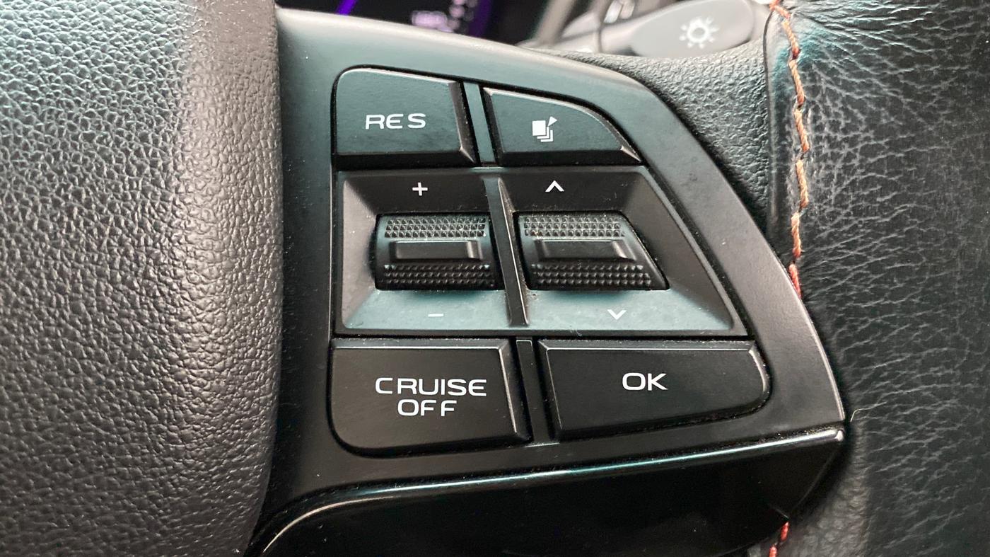 2020 Mahindra MARAZZO M8 8 STR, Diesel, Manual, 24,510 km, Adaptive Cruise Control