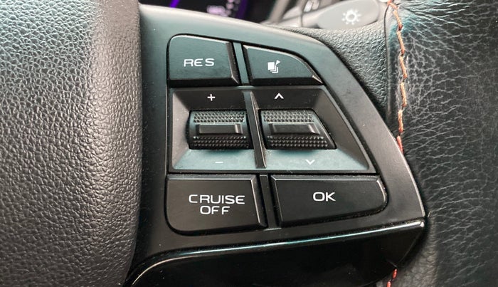 2020 Mahindra MARAZZO M8 8 STR, Diesel, Manual, 24,510 km, Adaptive Cruise Control