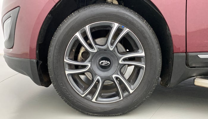 2020 Mahindra MARAZZO M8 8 STR, Diesel, Manual, 24,510 km, Left Front Wheel