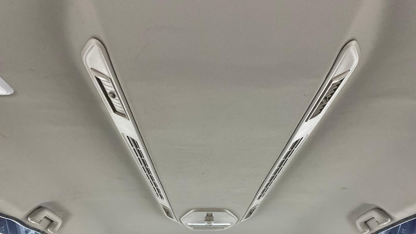 2020 Mahindra MARAZZO M8 8 STR, Diesel, Manual, 24,510 km, Rear AC Vents