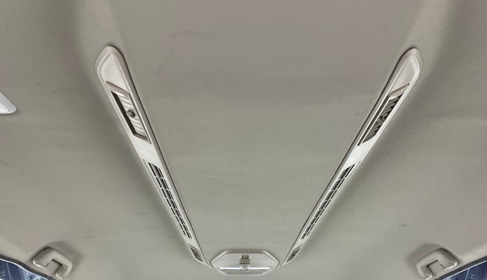 2020 Mahindra MARAZZO M8 8 STR, Diesel, Manual, 24,510 km, Rear AC Vents