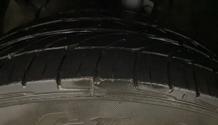 2016 Ford Ecosport TITANIUM 1.5L PETROL, Petrol, Manual, 92,688 km, Left Front Tyre Tread