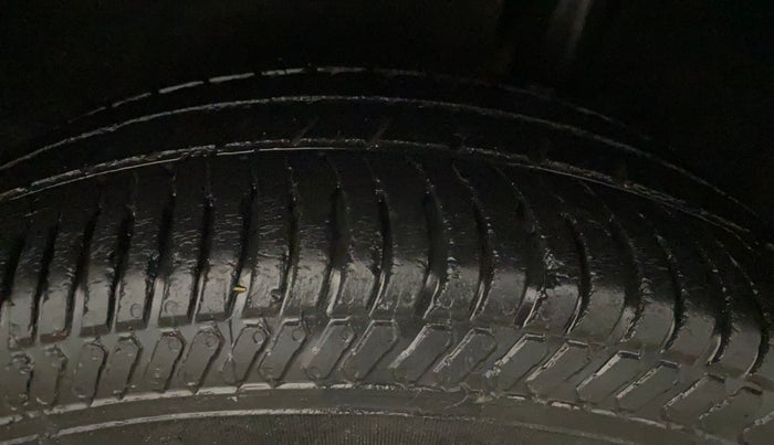 2016 Ford Ecosport TITANIUM 1.5L PETROL, Petrol, Manual, 92,688 km, Left Rear Tyre Tread