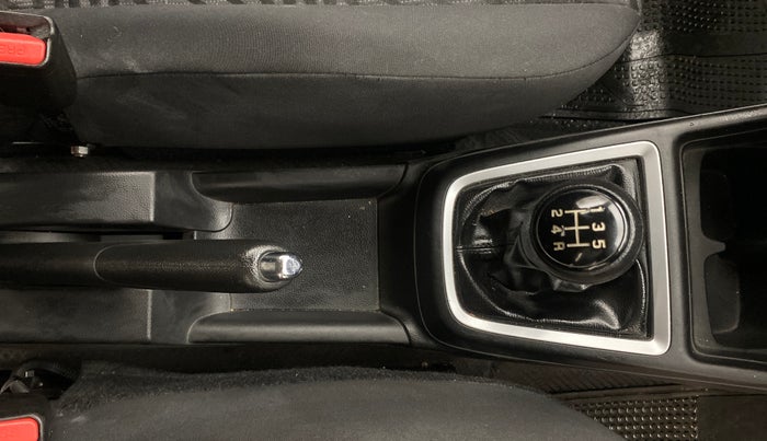 2018 Maruti Swift VXI, Petrol, Manual, 17,005 km, Gear Lever