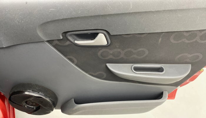 2013 Maruti Alto 800 LXI, Petrol, Manual, 33,797 km, Driver Side Door Panels Control