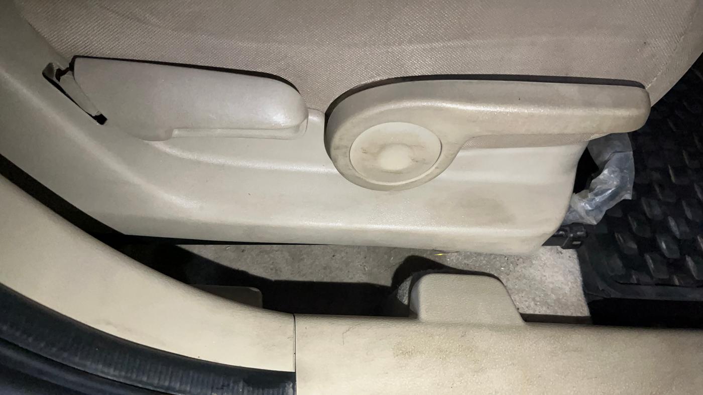 2022 Maruti Ciaz ZETA AT 1.5  SHVS PETROL, Petrol, Automatic, 58,097 km, Driver Side Adjustment Panel