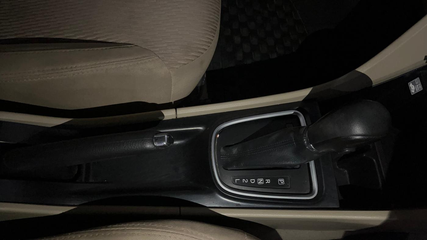 2022 Maruti Ciaz ZETA AT 1.5  SHVS PETROL, Petrol, Automatic, 58,097 km, Gear Lever