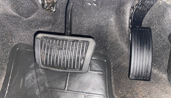 2022 Hyundai VENUE S (O) 1.0 Turbo Petrol DCT, Petrol, Automatic, 20,476 km, Pedals