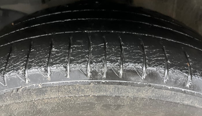 2016 Honda BR-V 1.5L I-VTEC VX, Petrol, Manual, 64,714 km, Left Front Tyre Tread