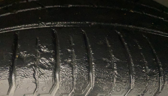 2022 Hyundai NEW I20 N LINE N8 1.0 TURBO GDI IMT DUAL TONE, Petrol, Manual, 48,662 km, Right Front Tyre Tread