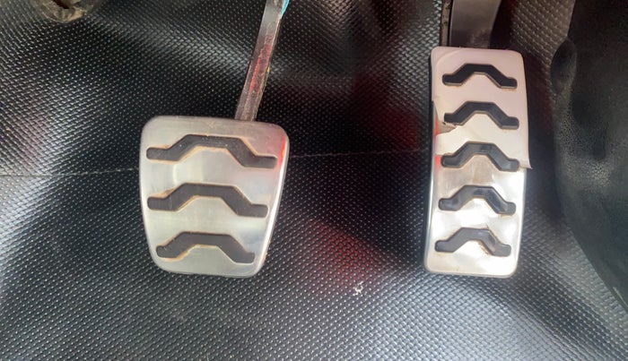 2022 Hyundai NEW I20 N LINE N8 1.0 TURBO GDI IMT DUAL TONE, Petrol, Manual, 48,662 km, Pedals