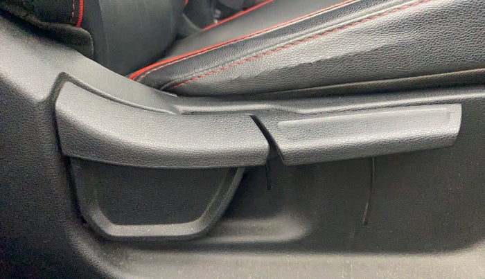 2022 Hyundai NEW I20 N LINE N8 1.0 TURBO GDI IMT DUAL TONE, Petrol, Manual, 48,662 km, Driver Side Adjustment Panel