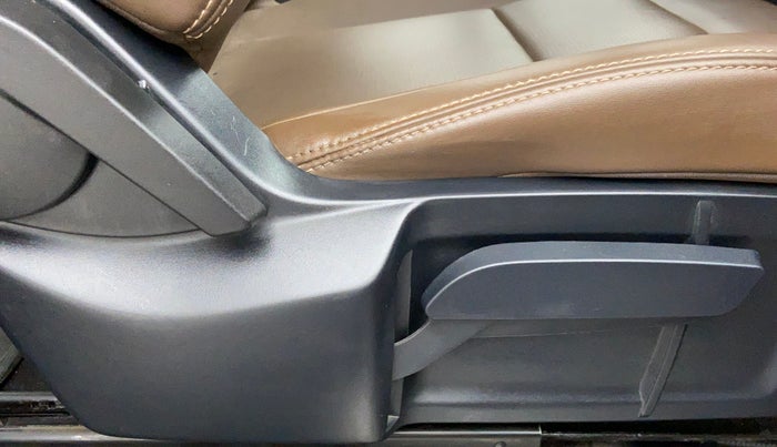 2019 Tata Harrier XZ 2.0L Kryotec, Diesel, Manual, 18,669 km, Driver Side Adjustment Panel