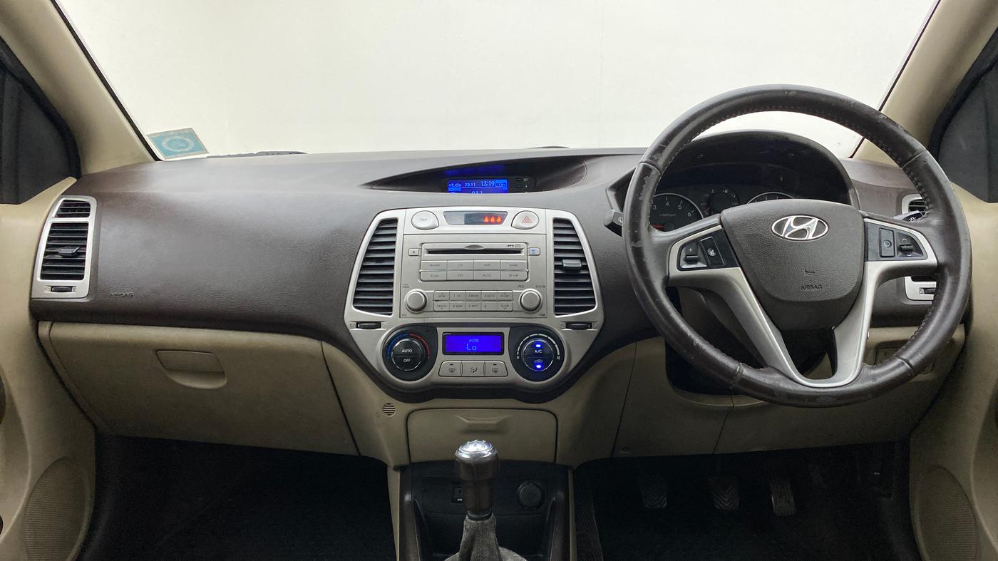 2010 Hyundai i20 ASTA 1.2, Petrol, Manual, 49,915 km, Dashboard