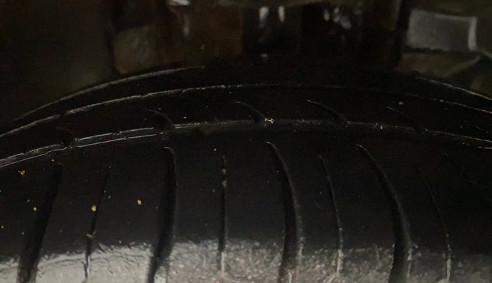 2021 Tata Tiago XZ PLUS PETROL, Petrol, Manual, 79,298 km, Right Front Tyre Tread