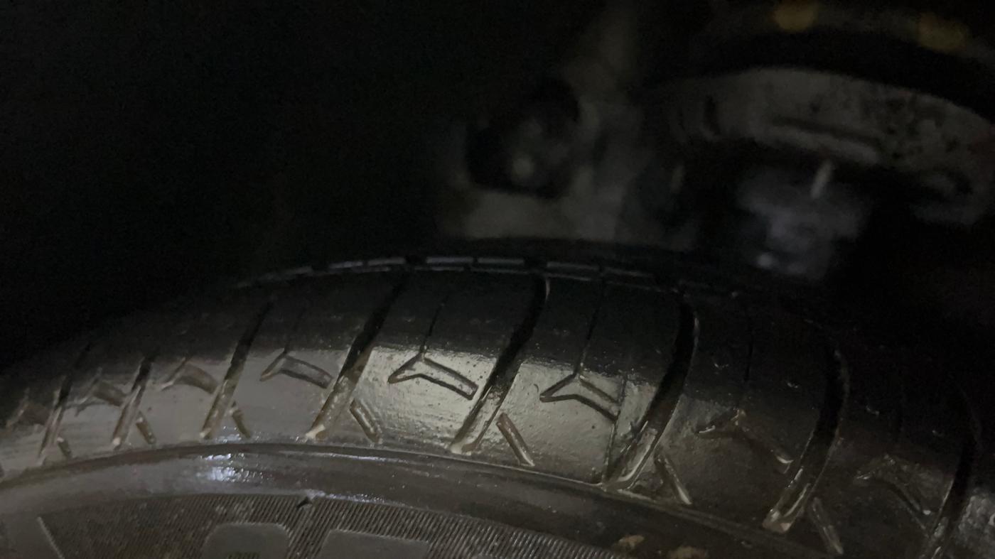 2021 Hyundai AURA S 1.2 CNG, CNG, Manual, 63,211 km, Left Front Tyre Tread